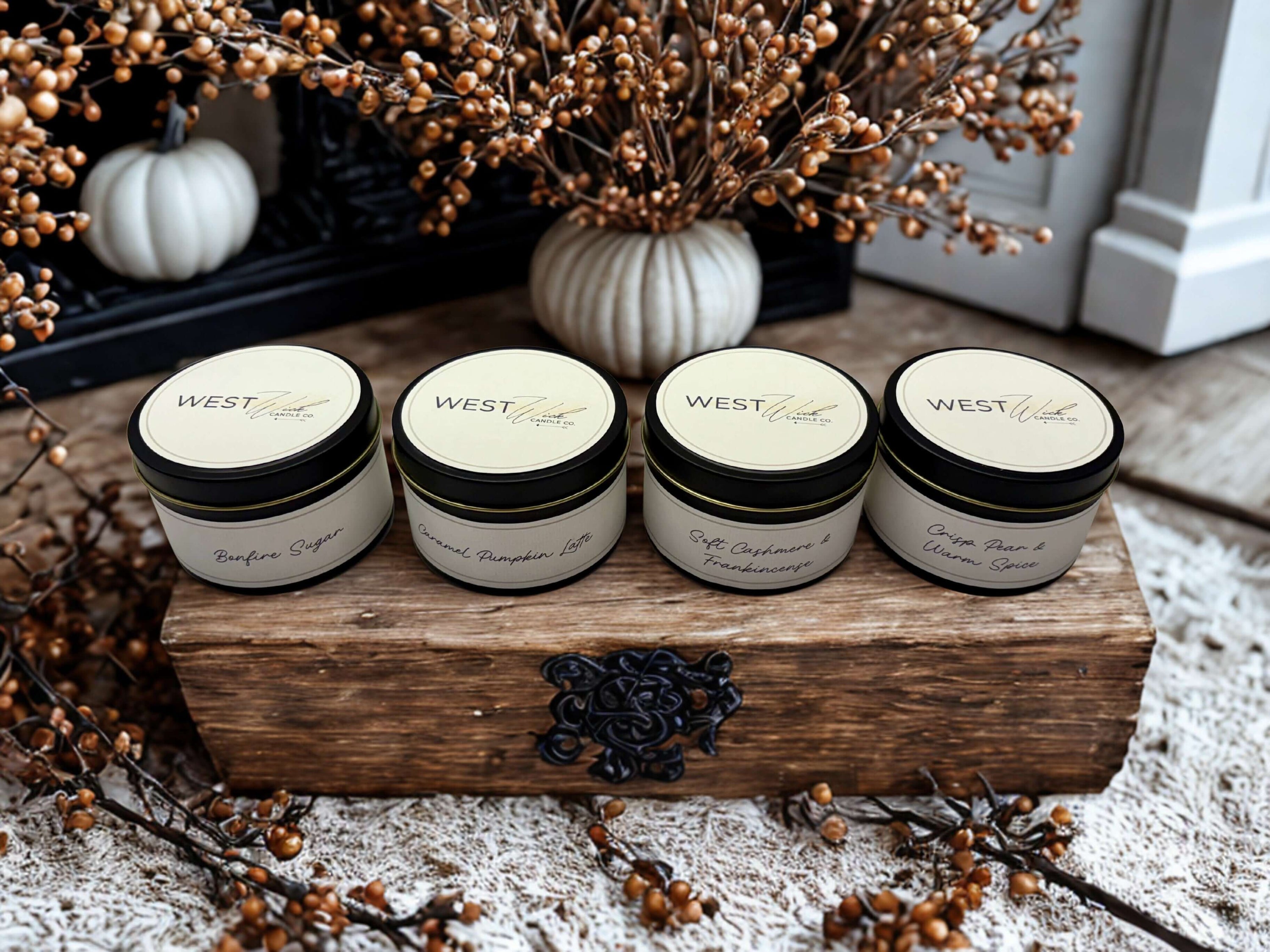 Soft Cashmere & Frankincense | Black Luxe Candle