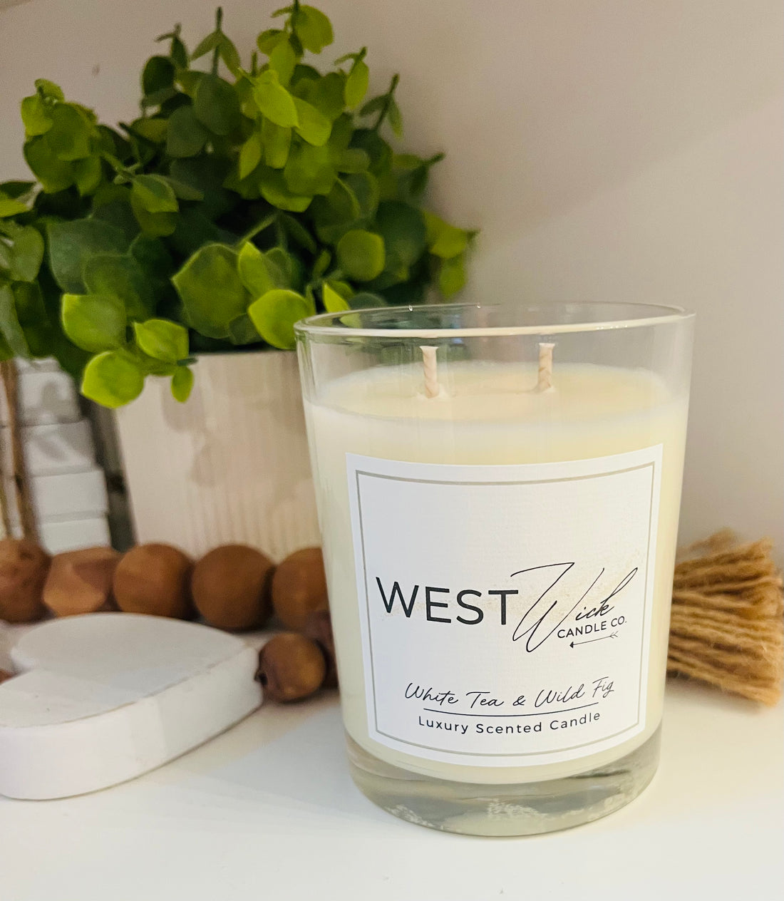 White Tea &amp; Wild Fig Luxury Scented Candle